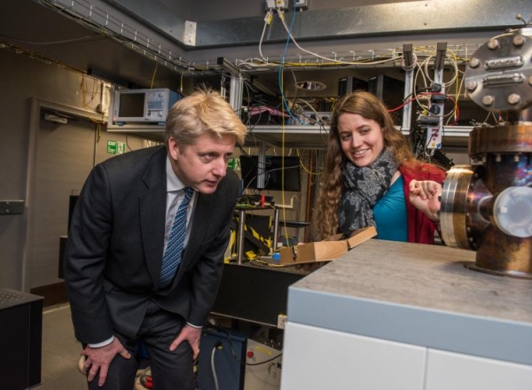 Universities and Science Minister, Jo Johnson, visits NQIT Hub