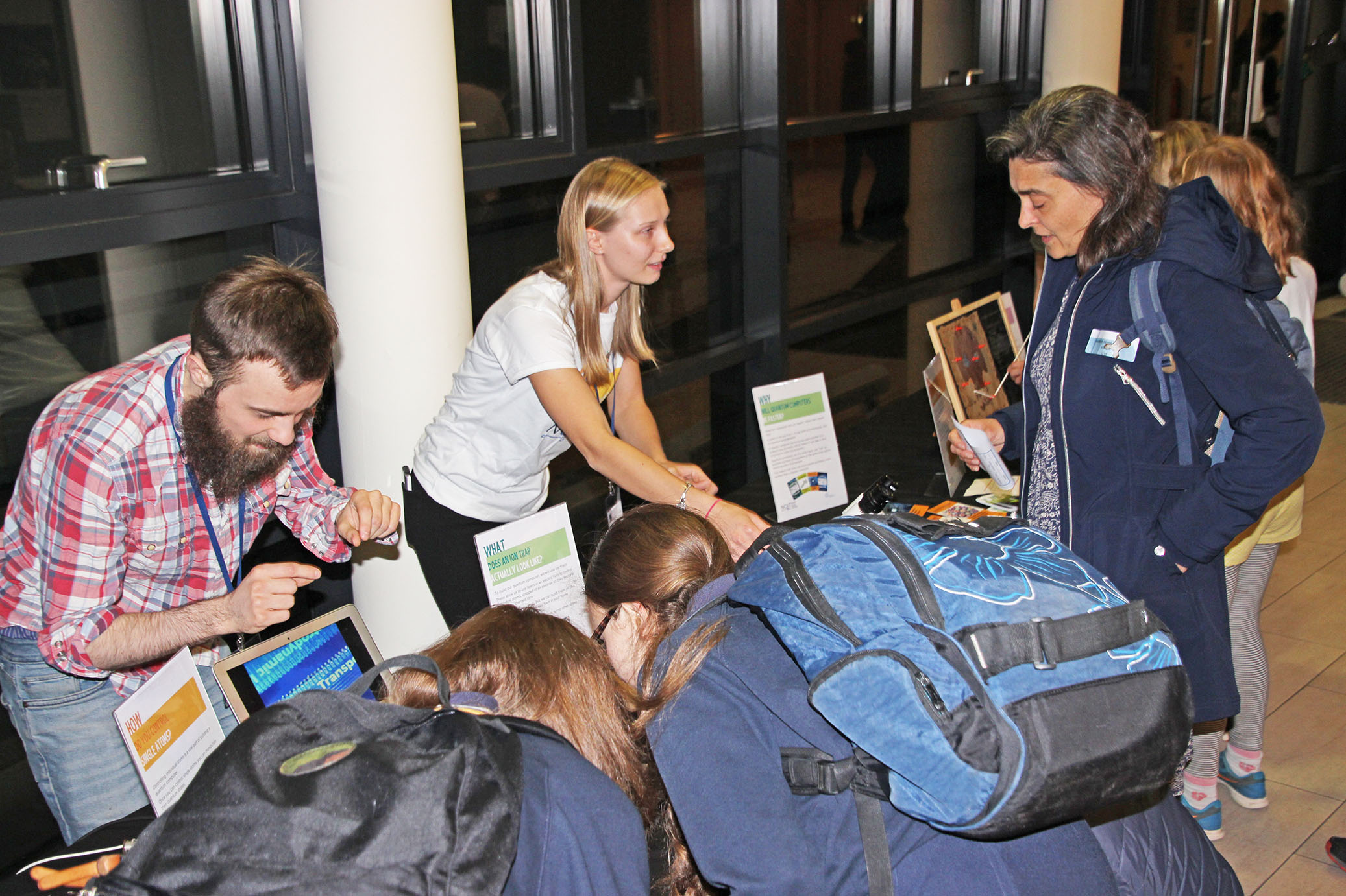 Science Fair at the Evening of Quantum Discovery / Credit: Olga Brecht, NQIT