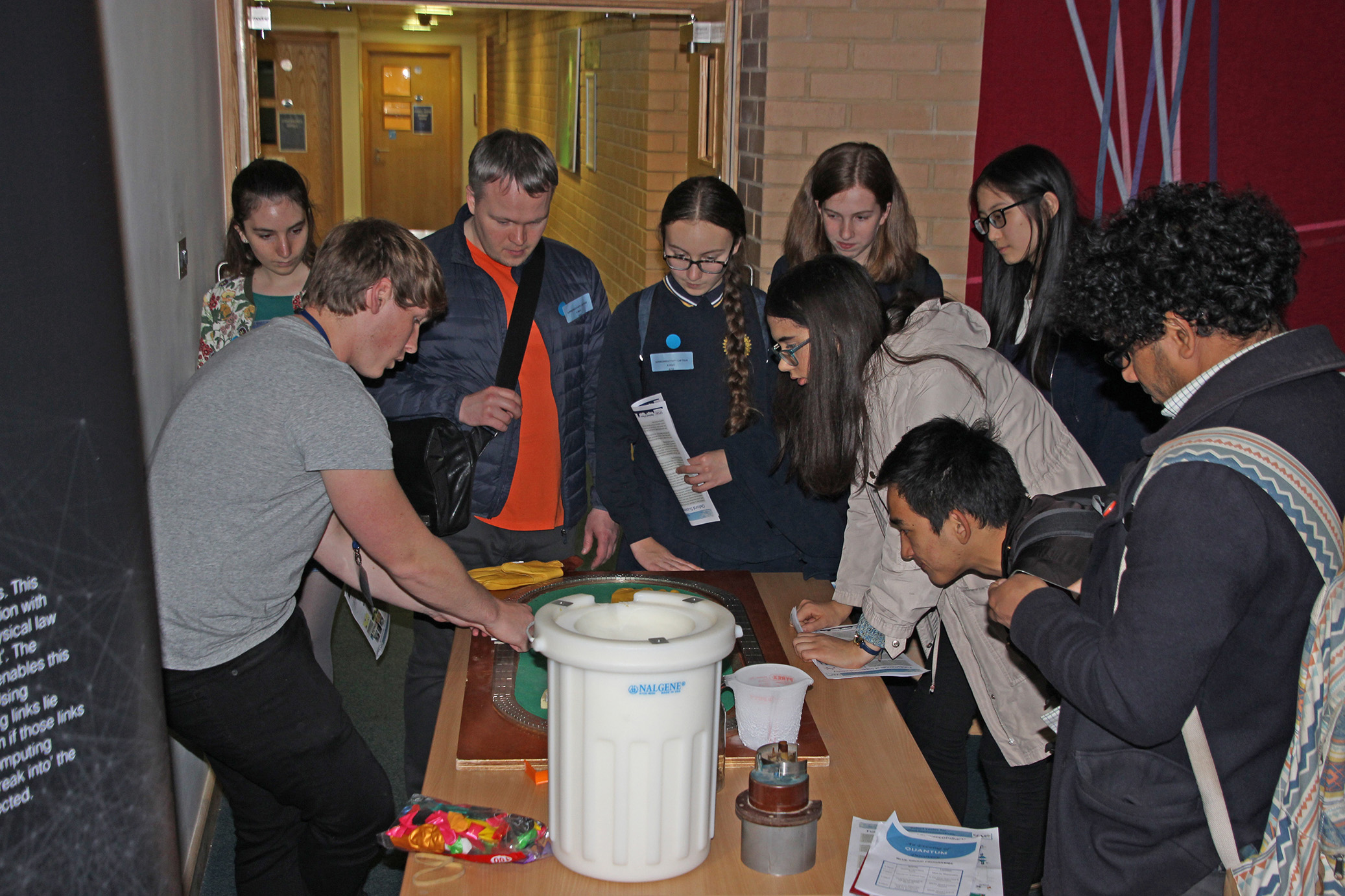 Science Fair at the Evening of Quantum Discovery / Credit: Olga Brecht, NQIT